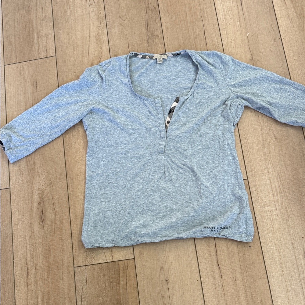 Burberry Light Gray Wonen’s Henley-Style Cotton Top